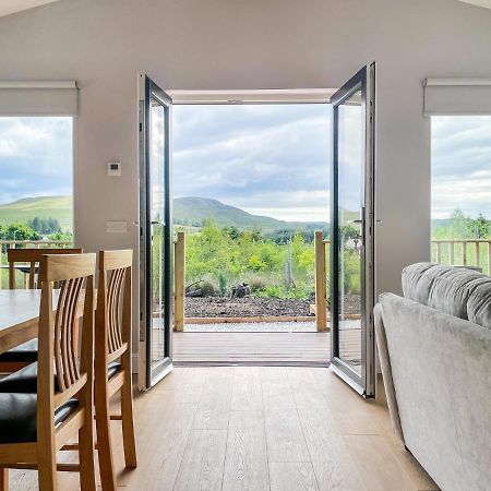 Broadford Lodges Skye Экстерьер фото