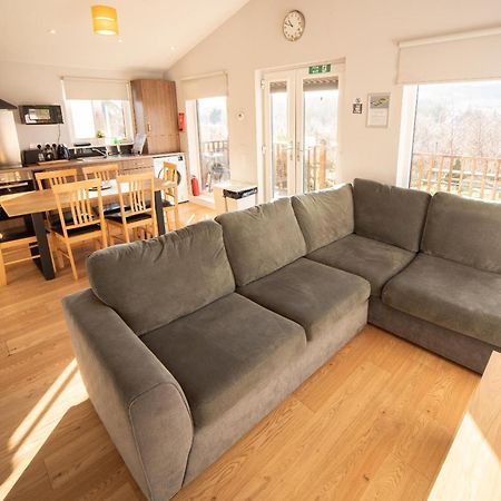 Broadford Lodges Skye Экстерьер фото
