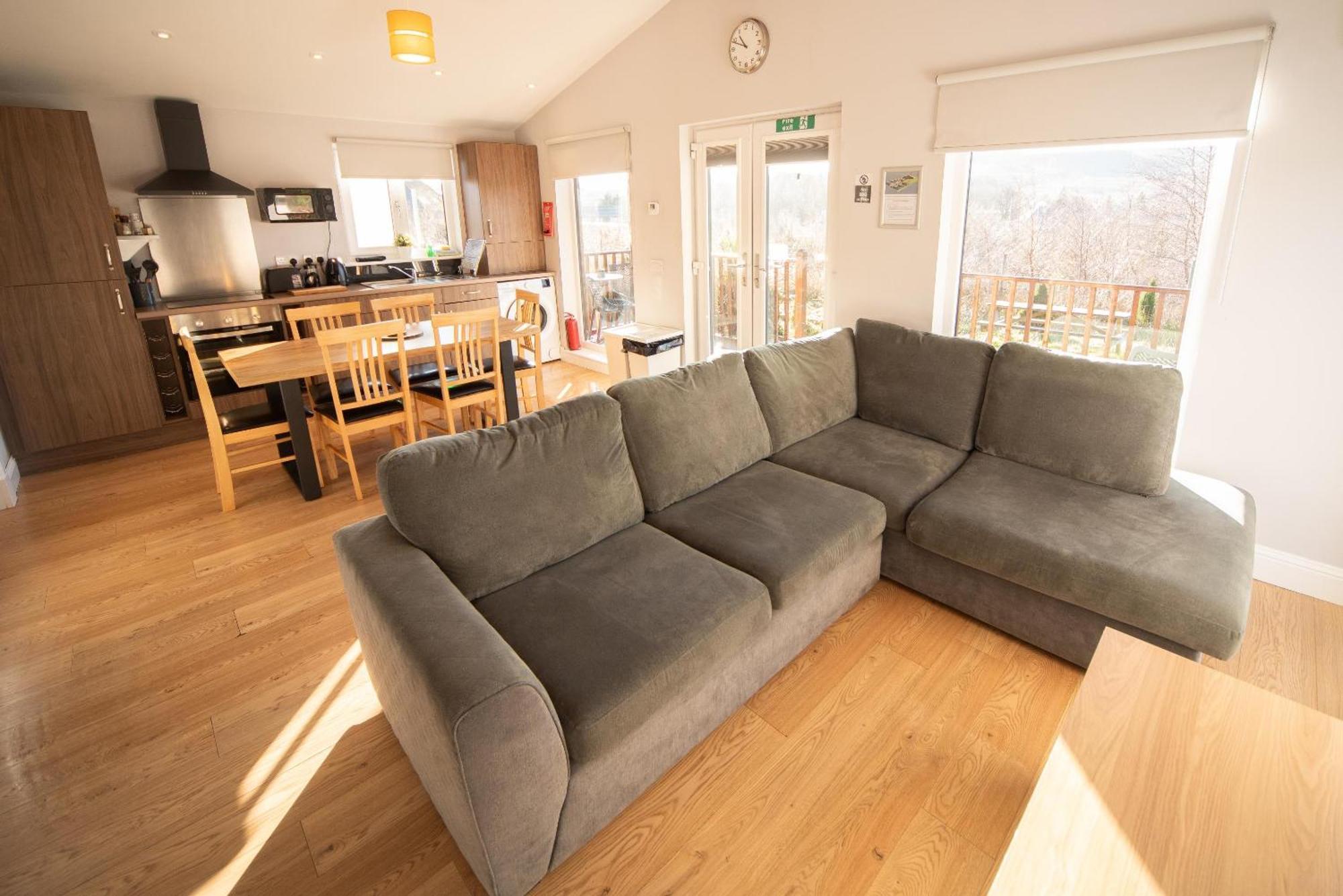 Broadford Lodges Skye Экстерьер фото