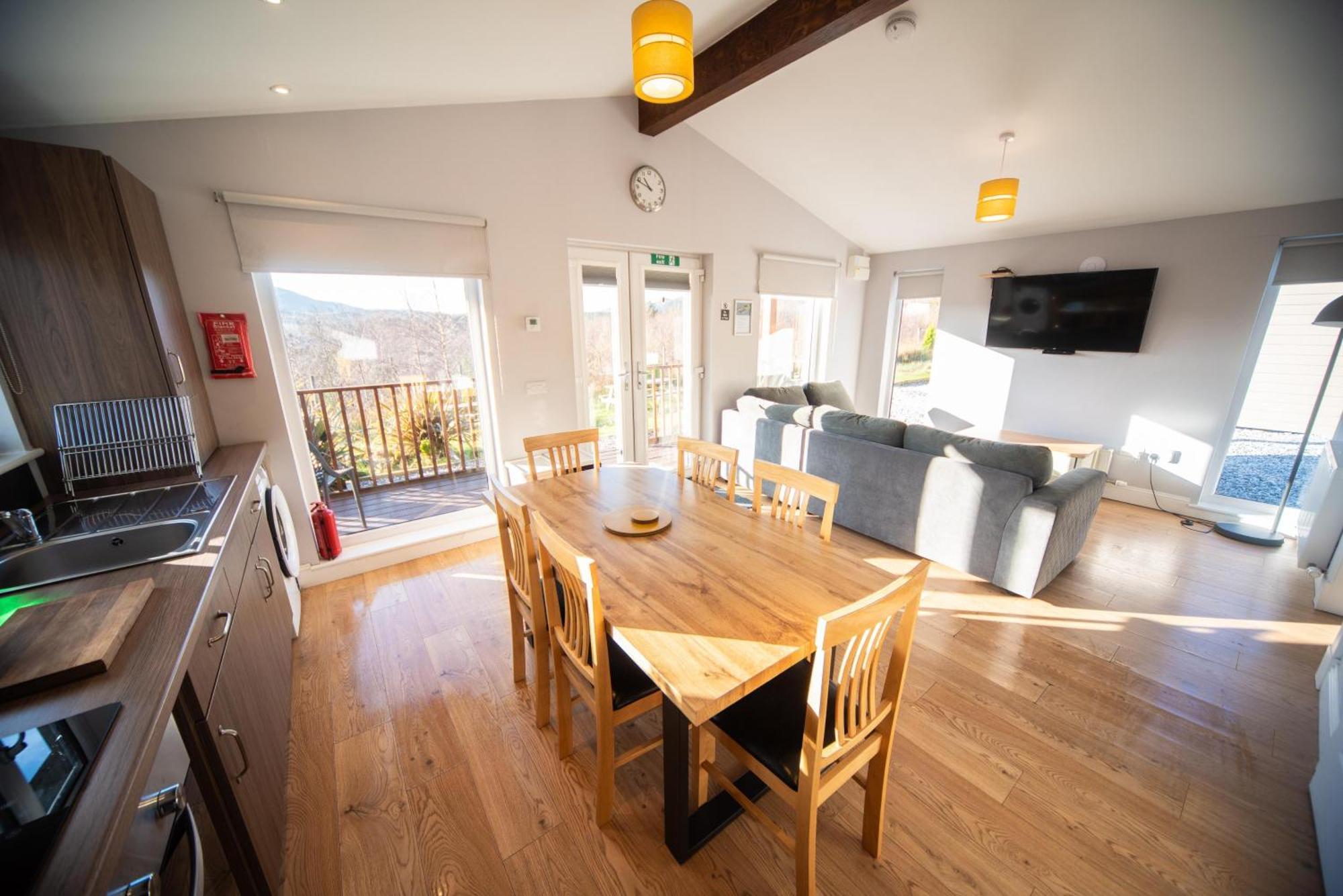Broadford Lodges Skye Экстерьер фото