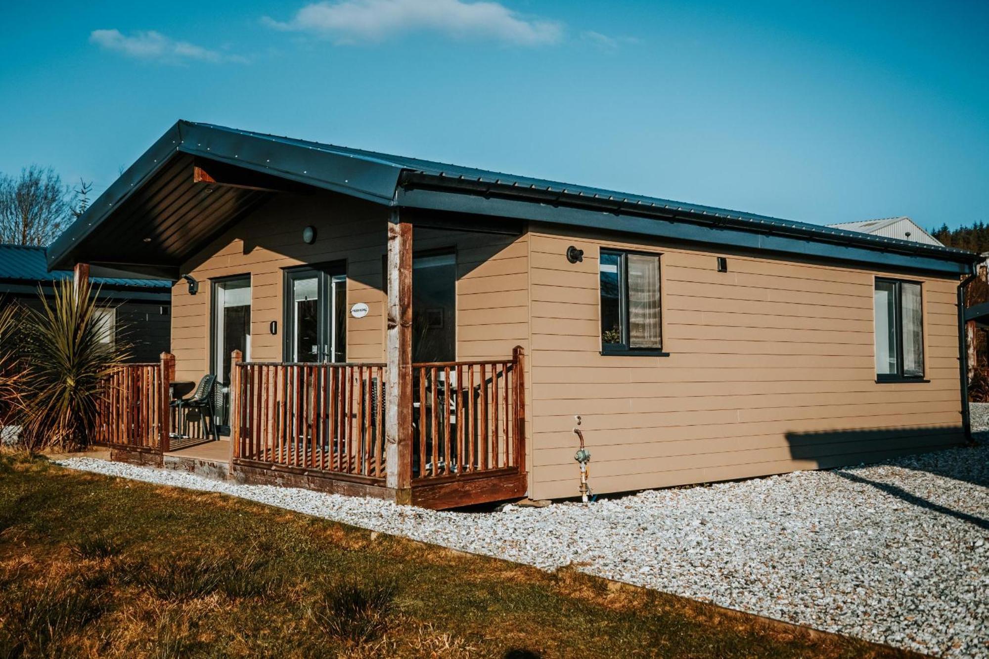 Broadford Lodges Skye Экстерьер фото