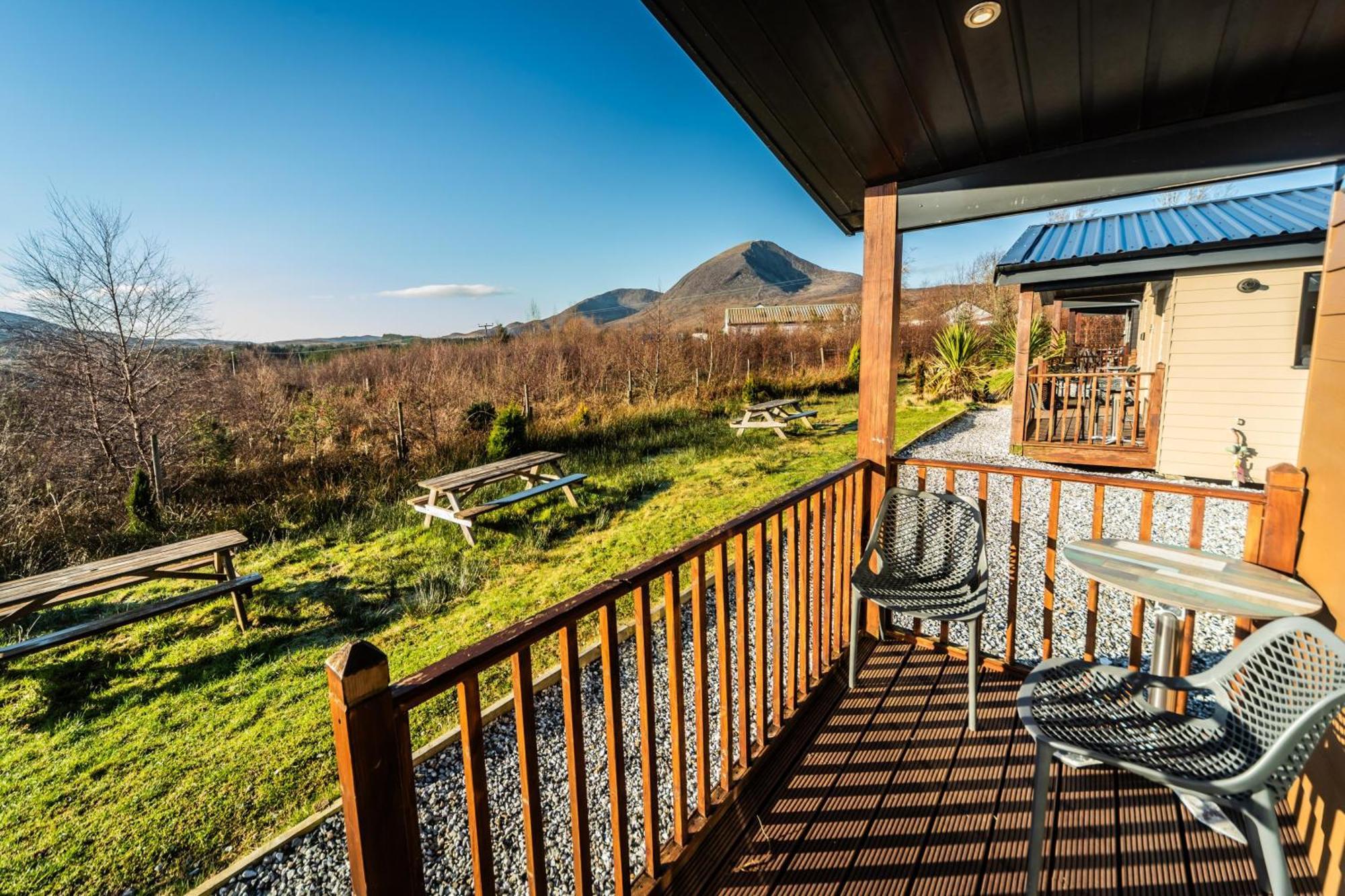 Broadford Lodges Skye Экстерьер фото